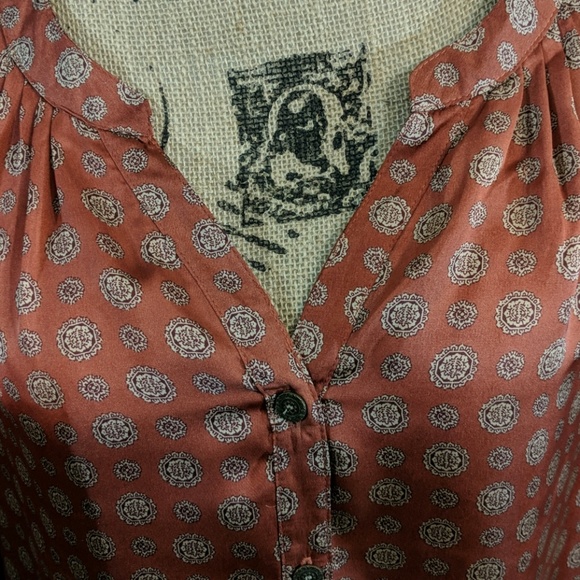 ROZ & ALI Dressy Button Down Blouse - Picture 2 of 8